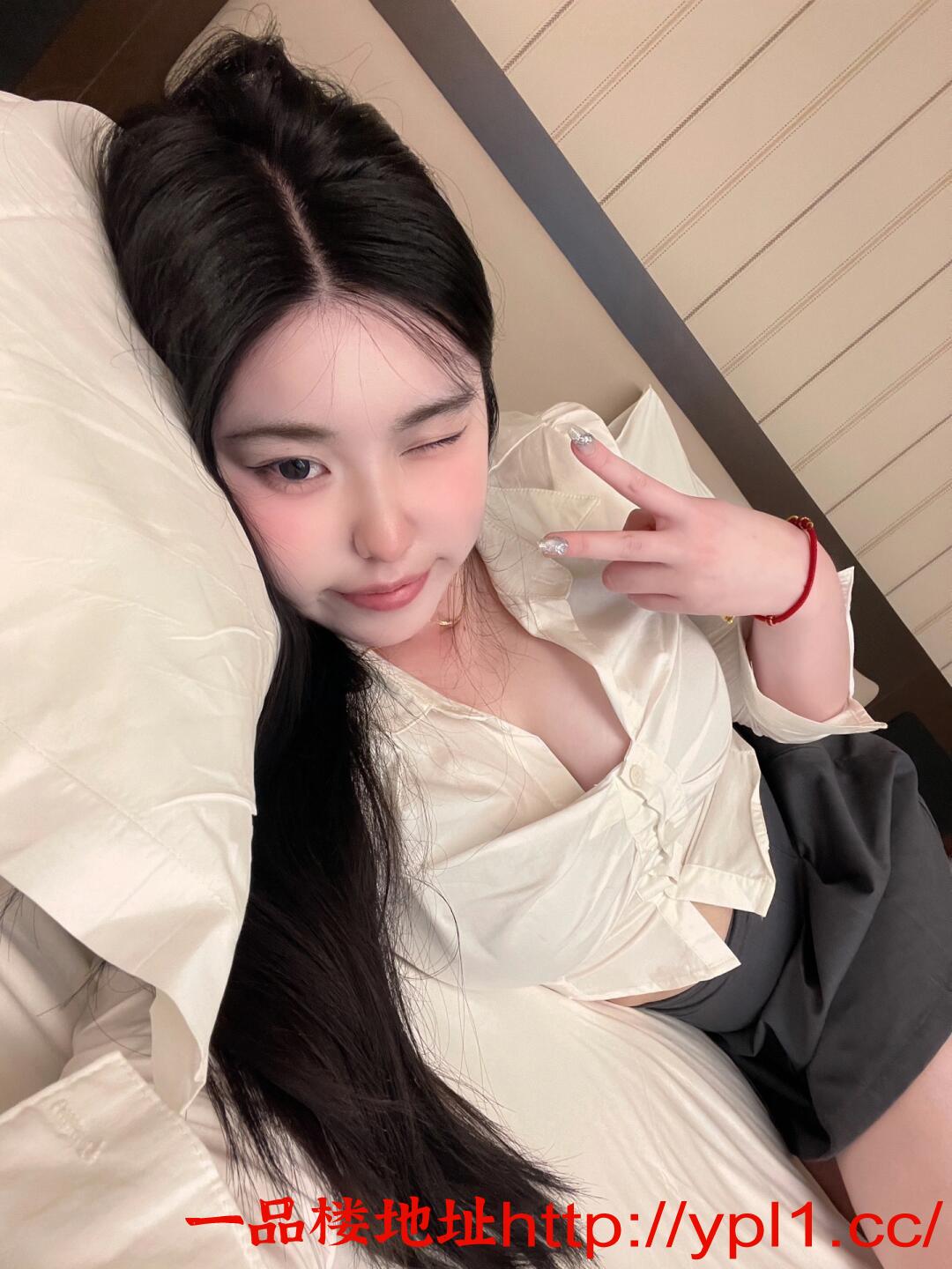 极品风骚女，刺激的很