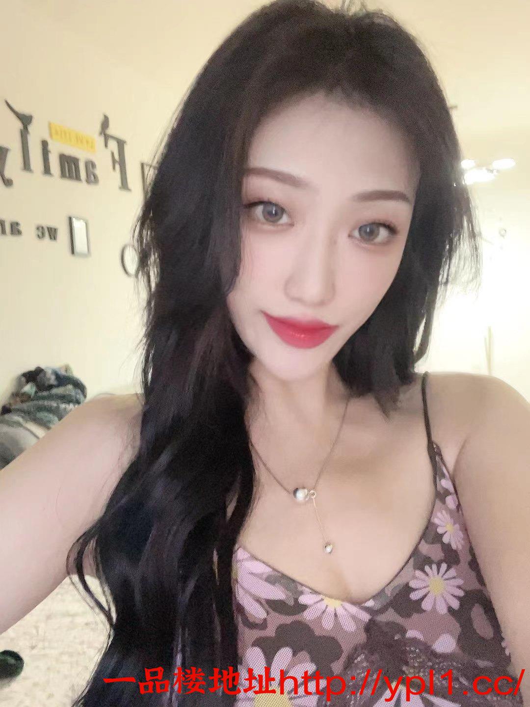 身材颜值都在线的骚逼