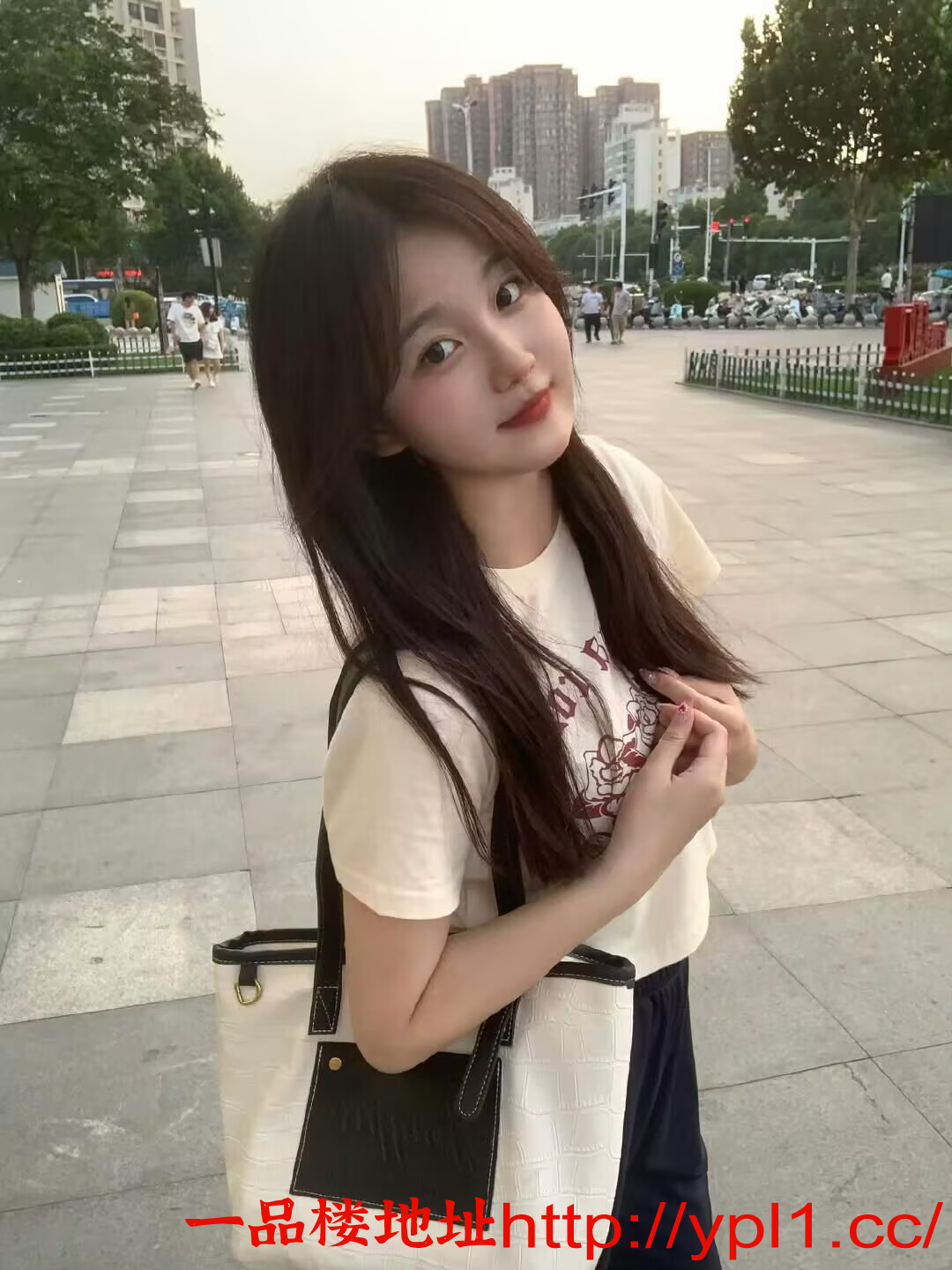 漂亮小妹大长腿粉嫩逼(可外出)