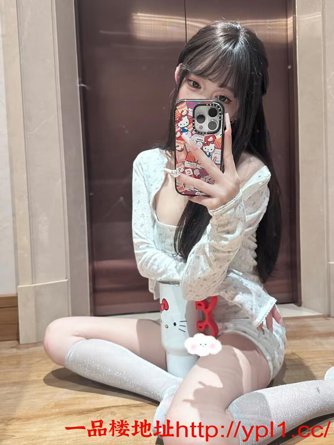 黑丝闷骚短兼嫩妹子(可外出)