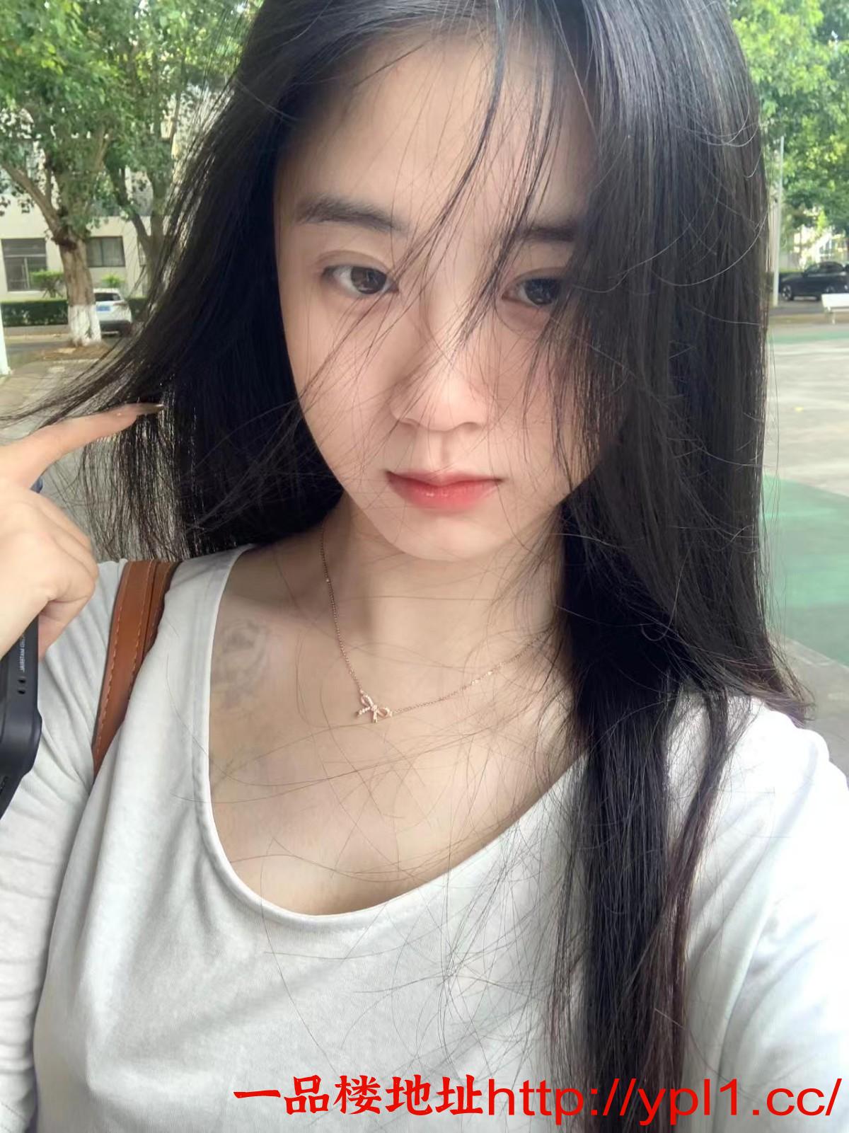 精致女大下海兼职