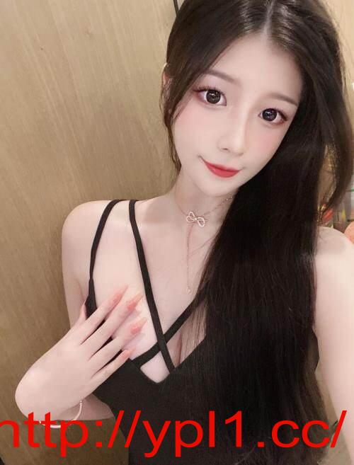 性感诱人白白嫩嫩小骚货