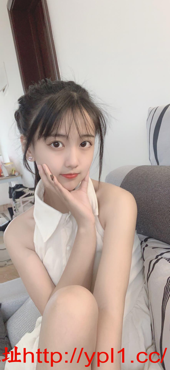 学妹暑假兼粉嫩超紧