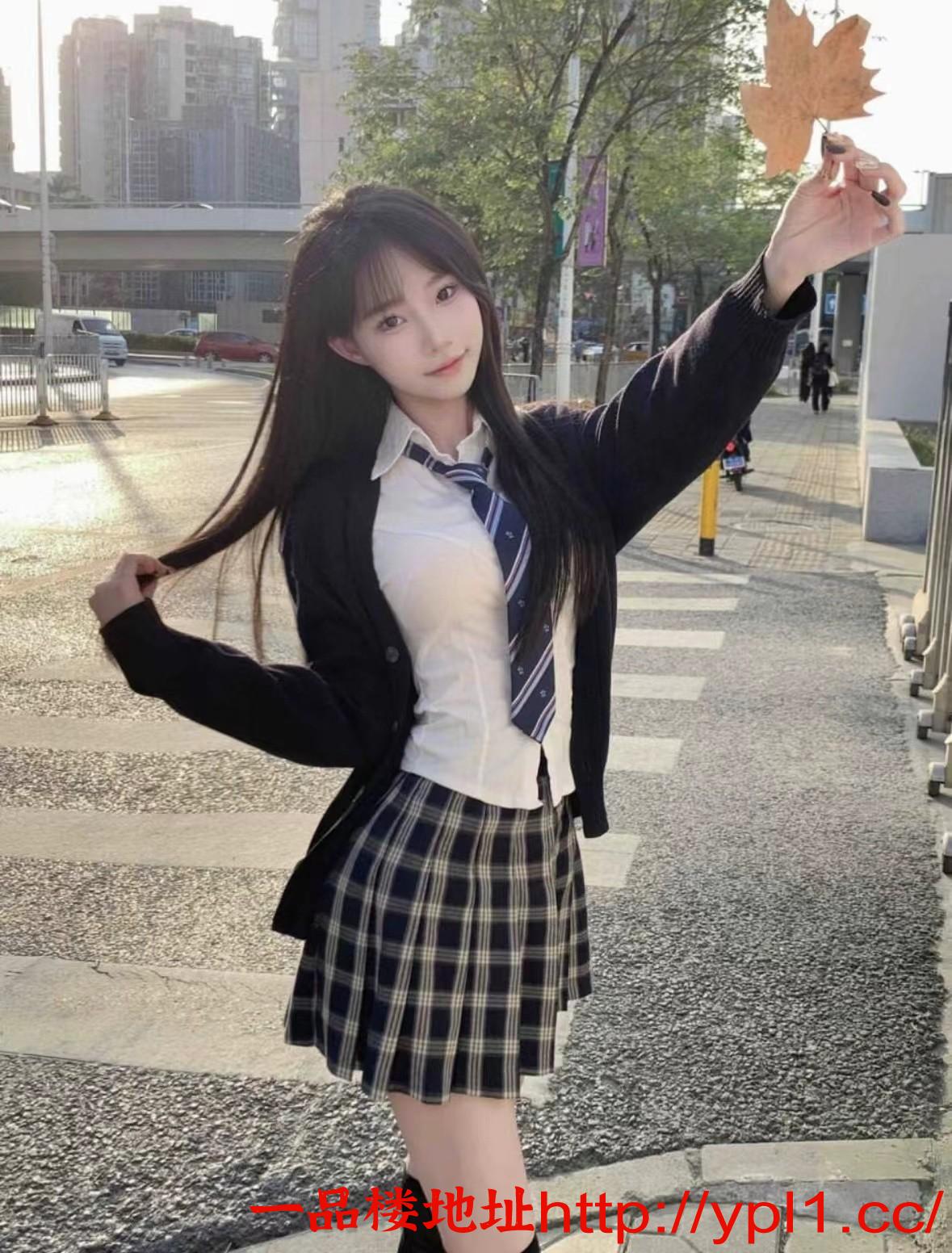 精致小活女神爽到天灵盖了