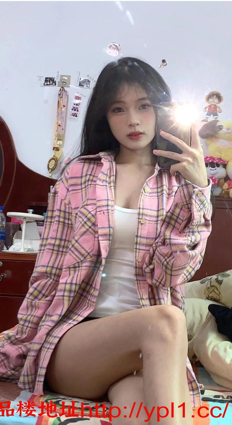 嫩妹有颜有胸有身材浪骚