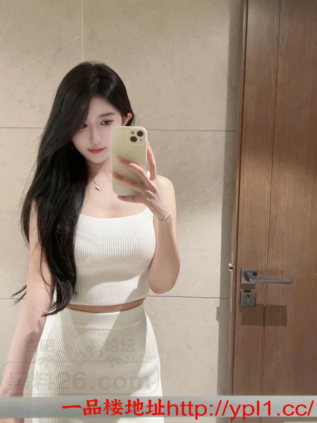 重庆高颜身材苗条口爆顶级一流的嫩妹温柔体贴很开放！