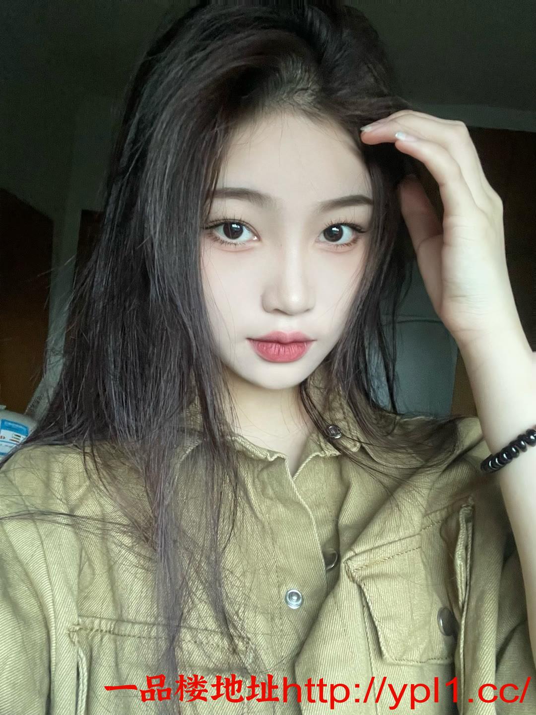 极品温柔性感白嫩靓丽小妹也上门