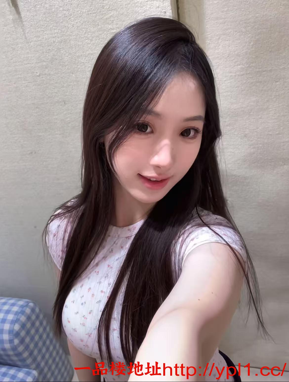 性感雪白多汁兼职长腿妹妹