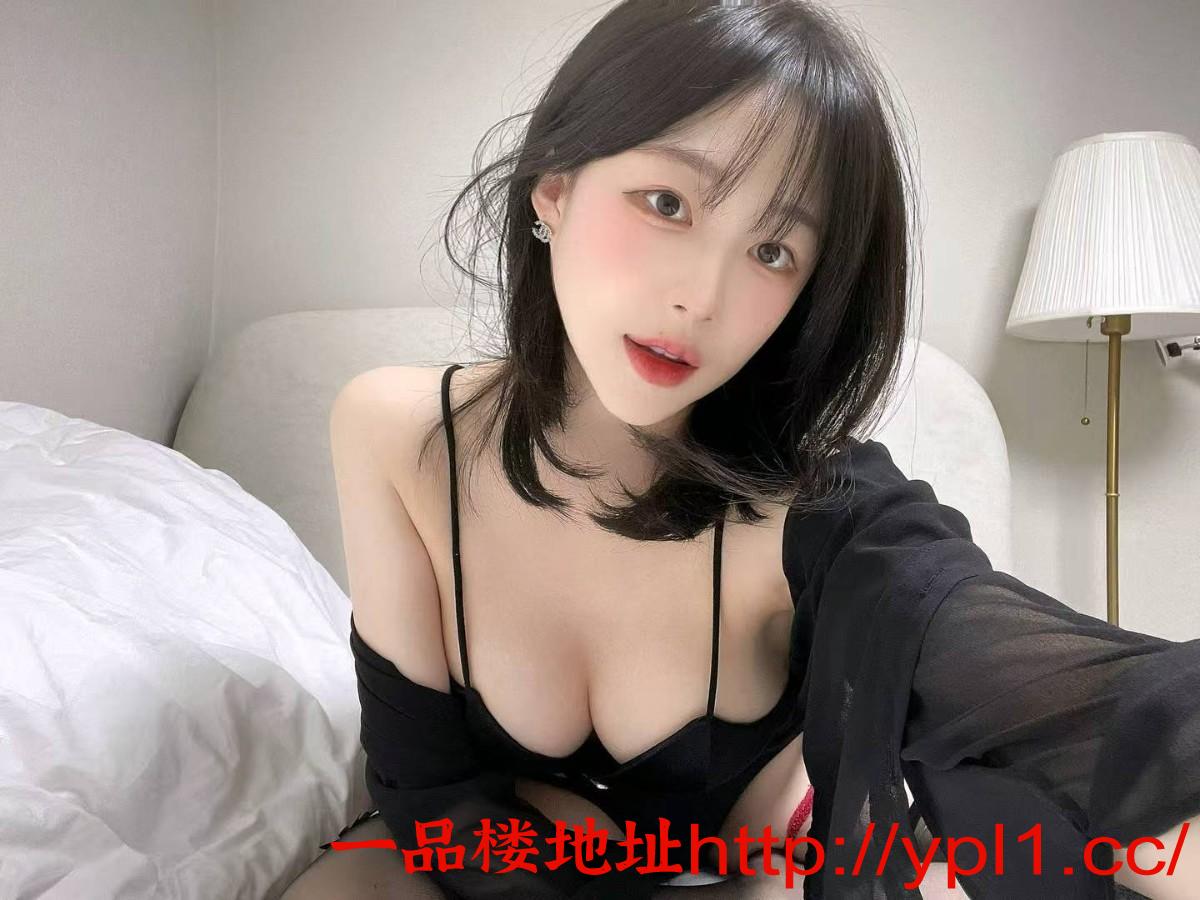 约炮细腰美臀嫩妹