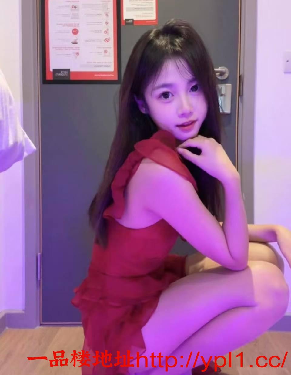 高颜值曼妙身材妹妹姿势多