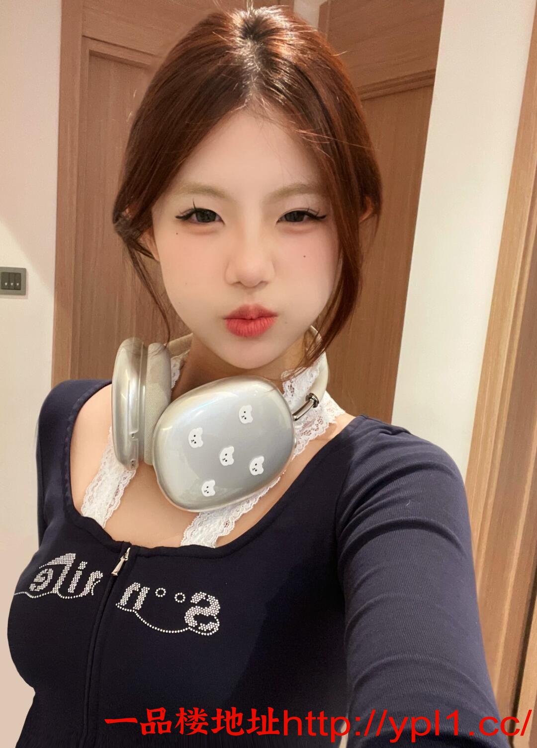 小极品粉嫩多汁下面紧