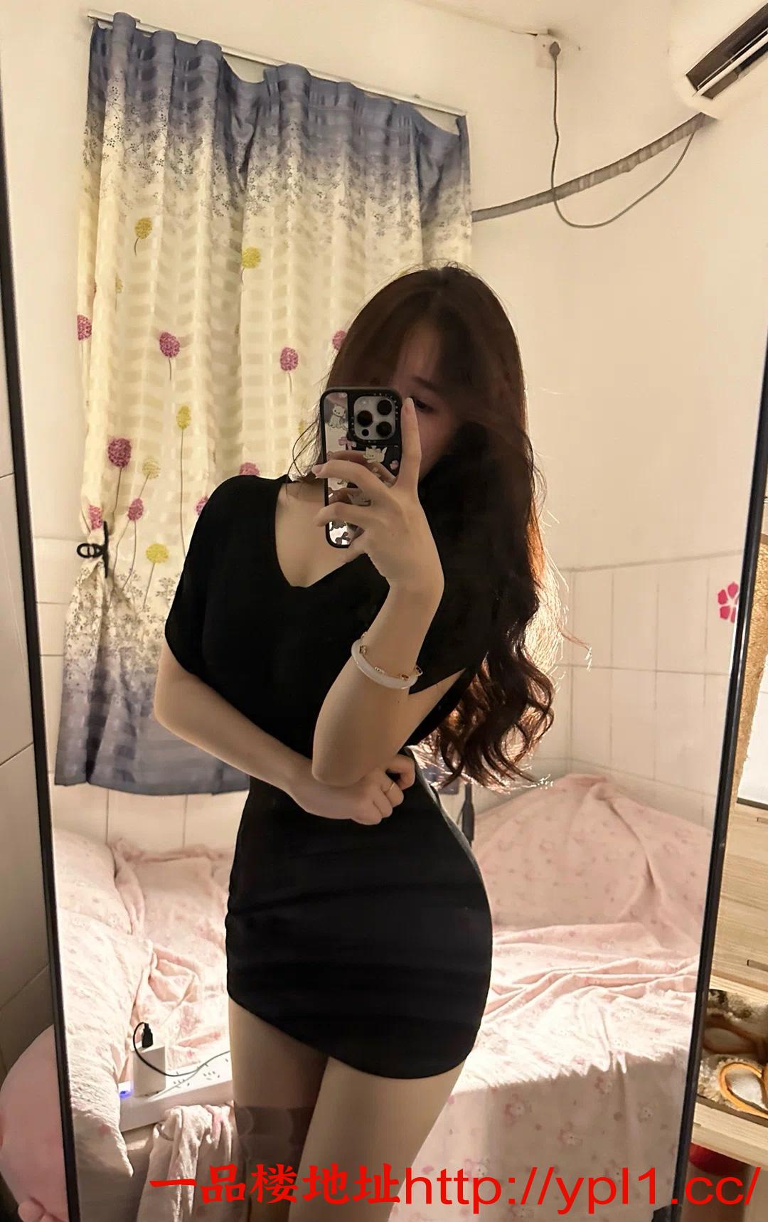 妹妹后入直顶花蕾深处