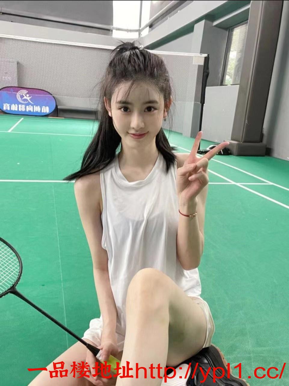 妹妹暖暖的小粉穴