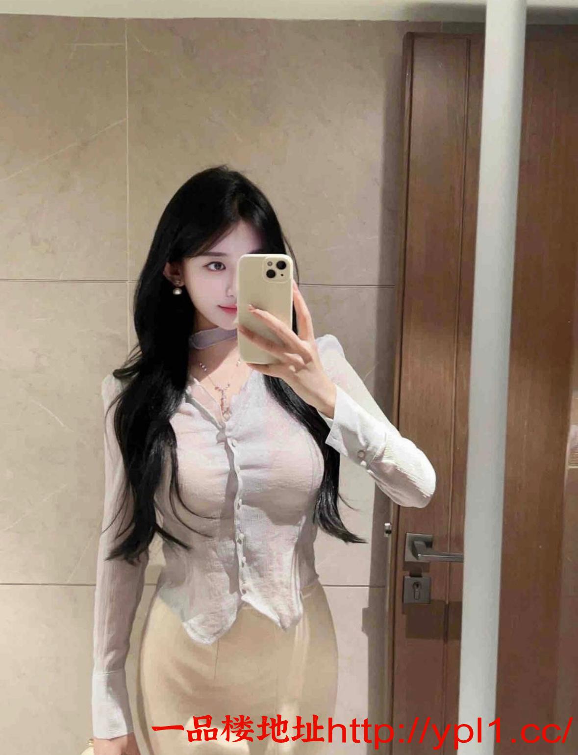 宝安00后兼职胸大颜值高各种姿势都配合