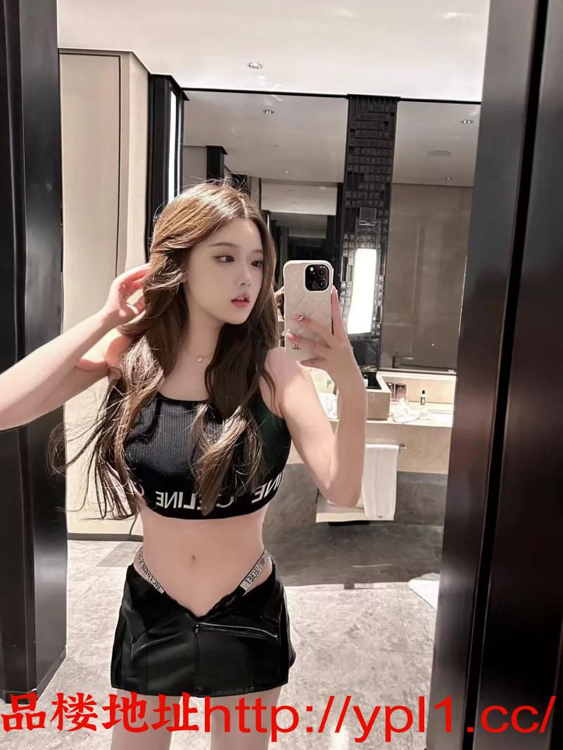 服务小妹骚嫩多汁