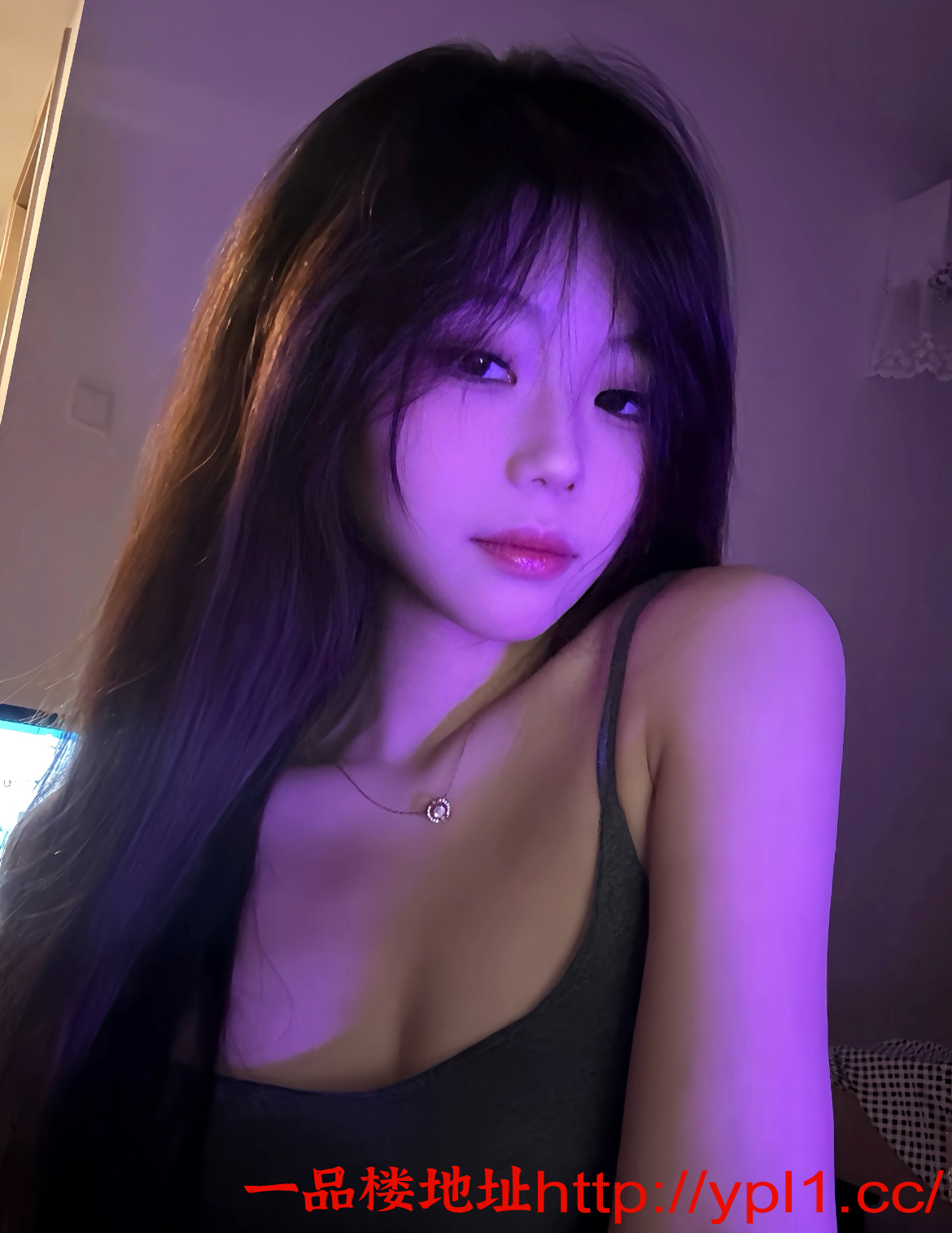 乖巧玲珑三粉妹