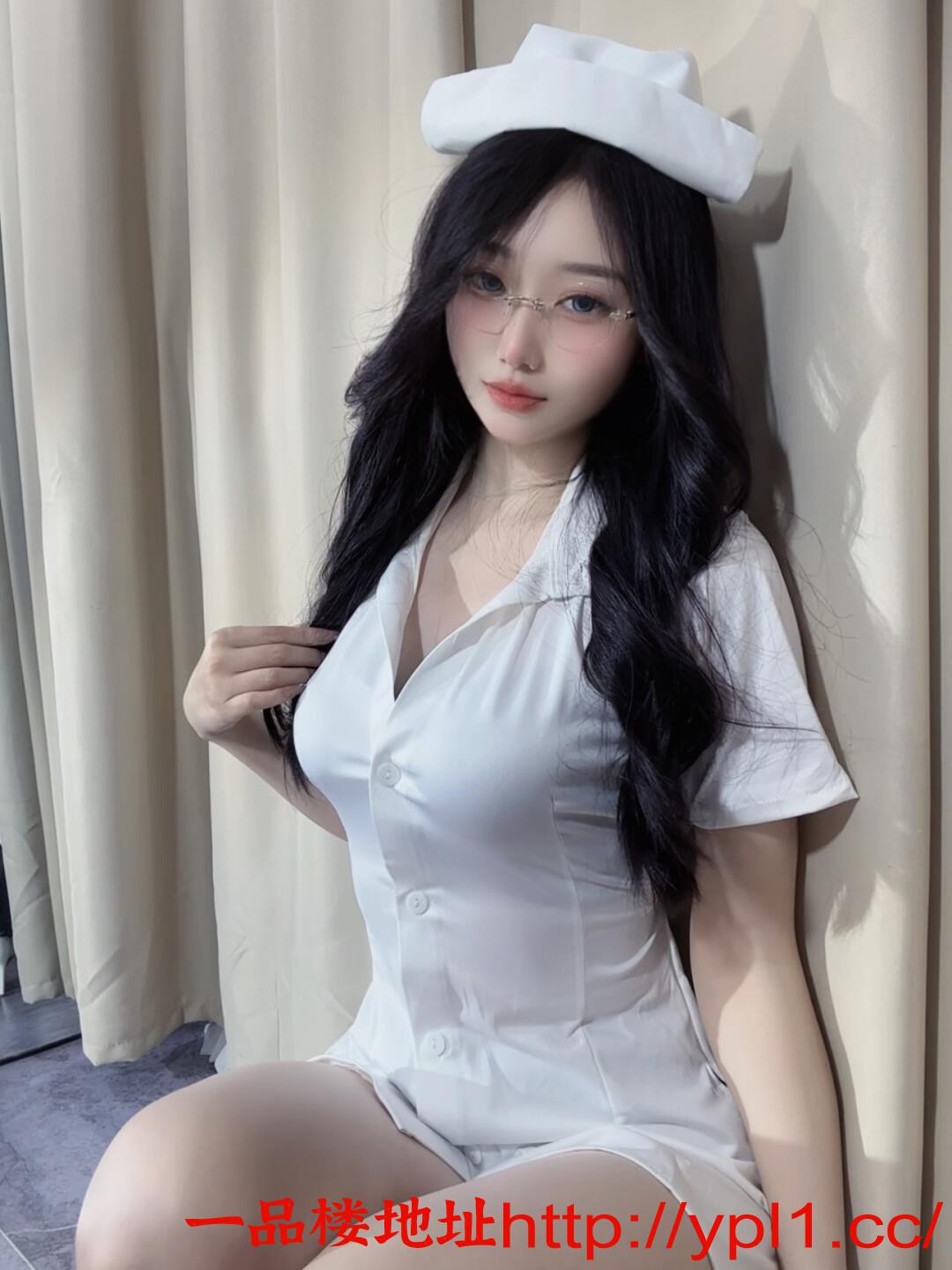 翘臀 粉嫩鲍鱼小穴超湿嫩淫荡女孩