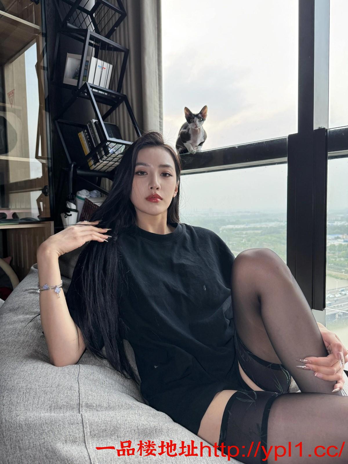 市大奶老师舌头柔软口活一流很会调情