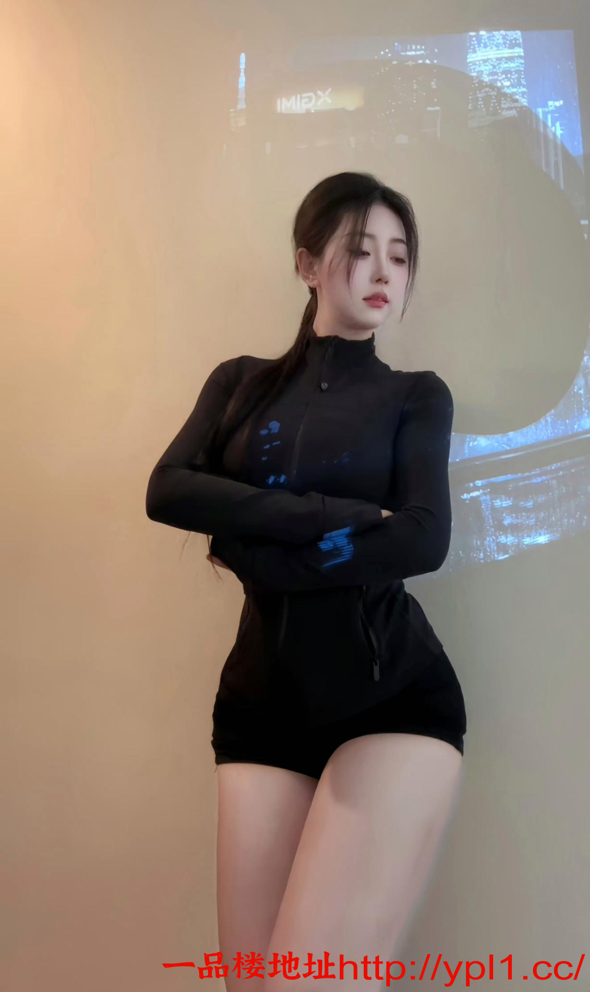 黑丝肉臀宝贝敏