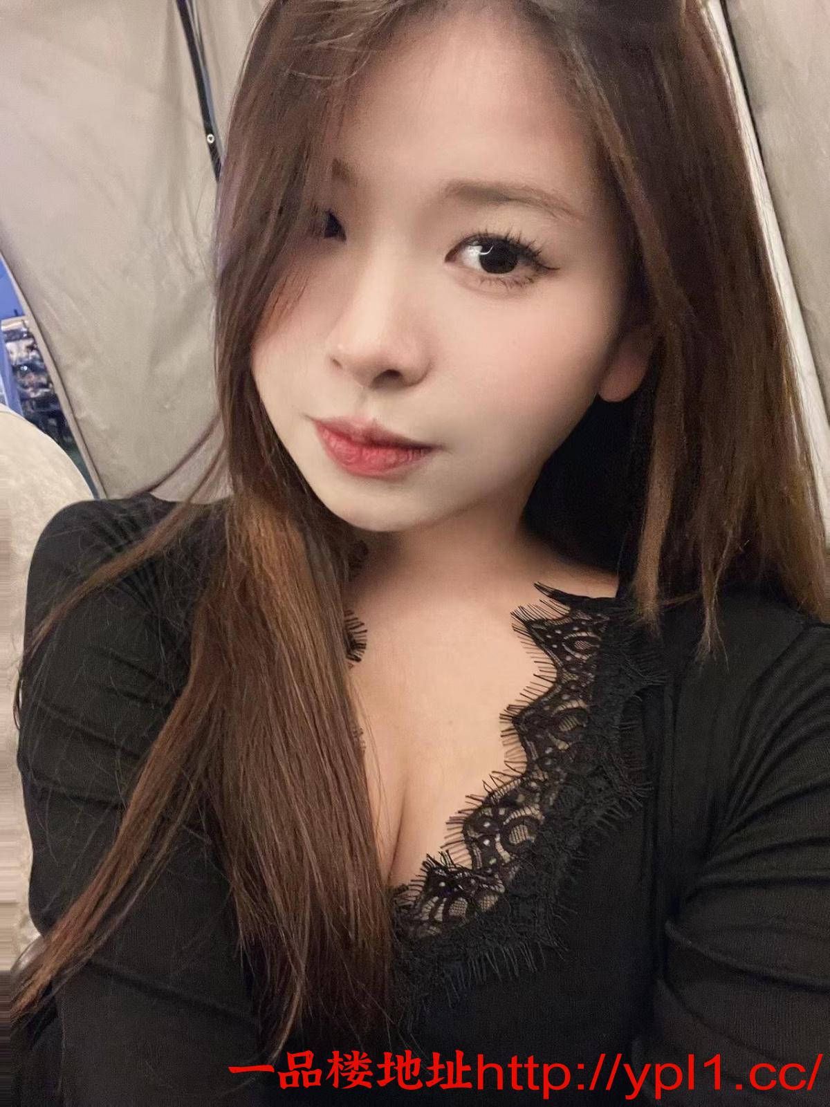 镜湖肤白貌美大胸妹