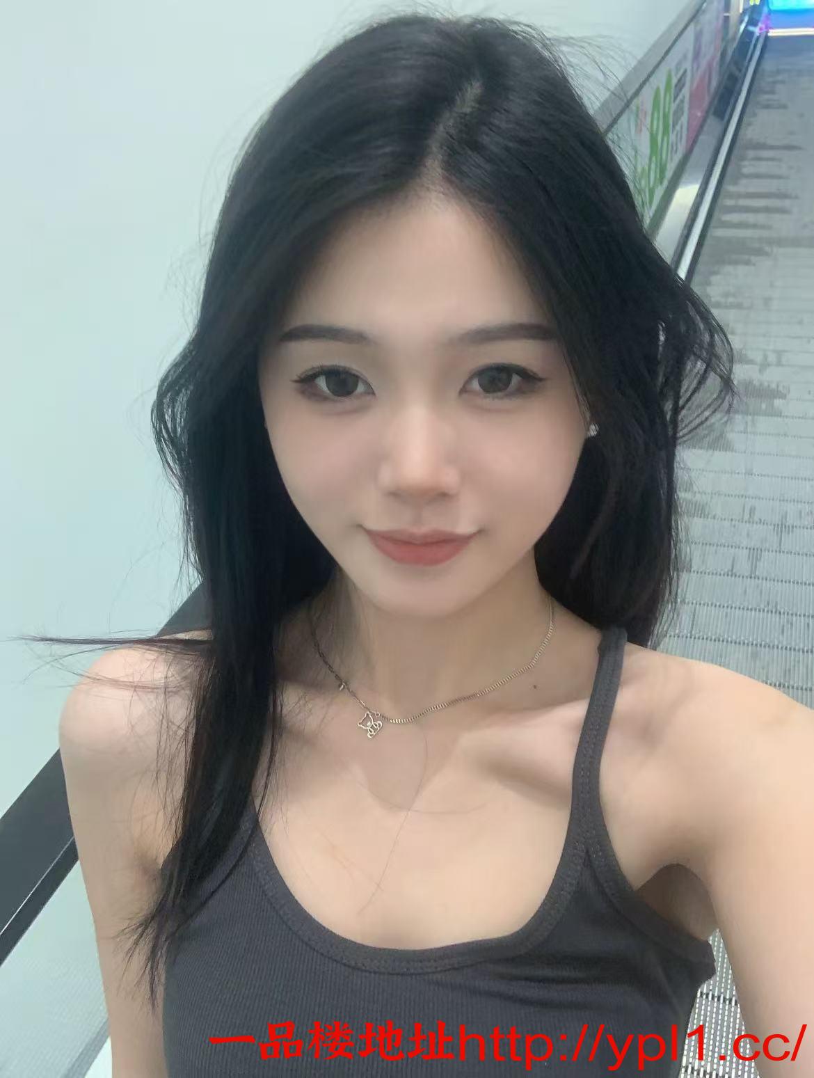 兼职制服御姐前凸后翘易高潮可颜射