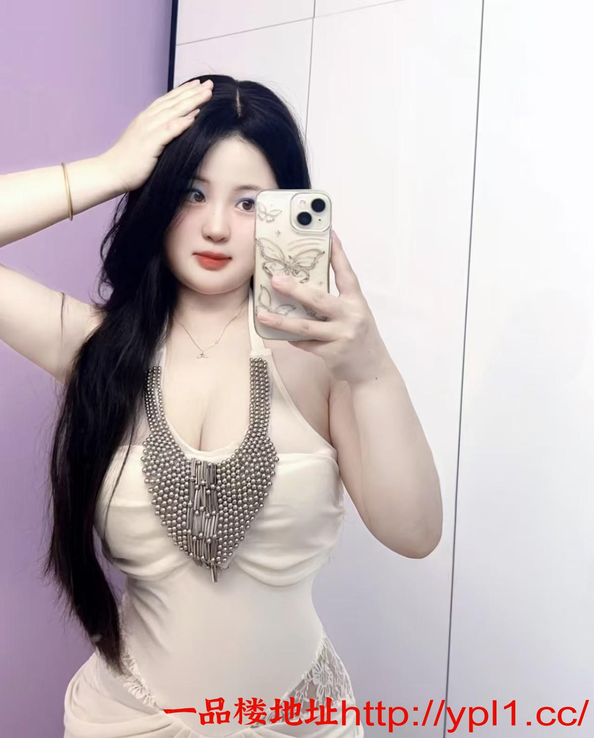 丰臀大奶榨汁小骚妹