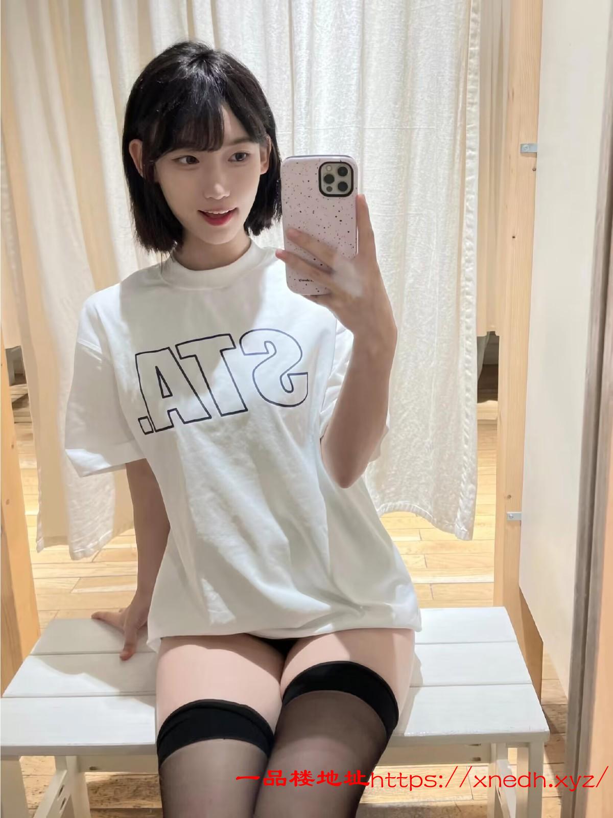 极品身材小妹妹鲍鱼紧易高潮会喷水