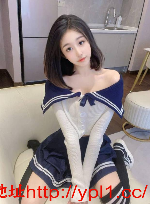 妹子颜值无可挑剔鲍鱼粉嫩