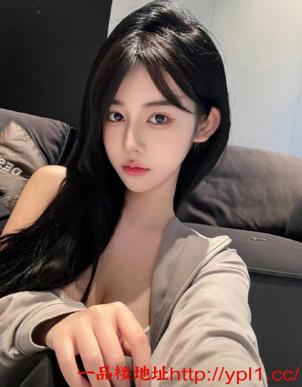 腰臀比完美的腰精性感御姐