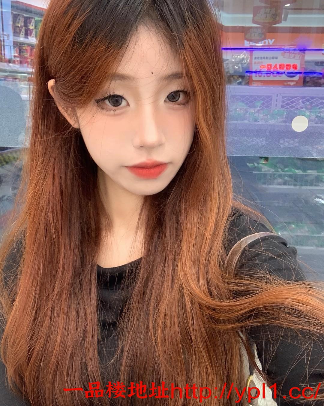 市性感身材妩媚嫩妹