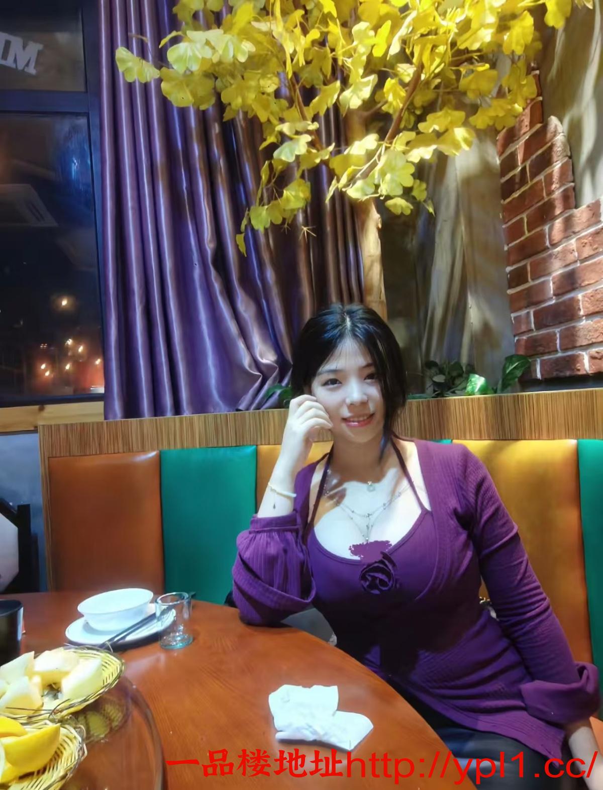 宝安粉嫩反差姐姐