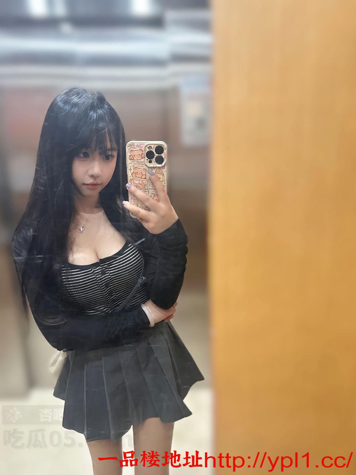 平台推荐极品服务系大奶妹子