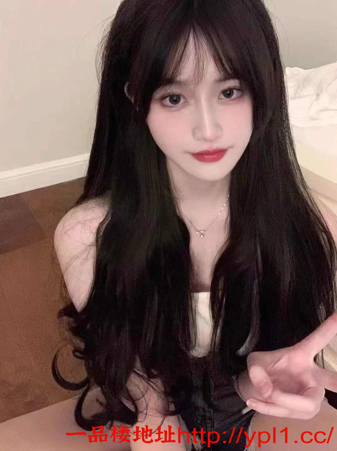 超粉嫩兼职学生妹逼紧