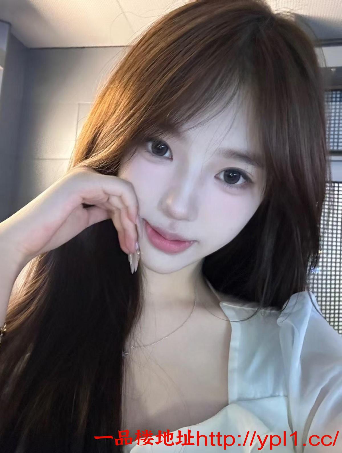 腰臀比完美的腰精，性感娇嫩妹妹