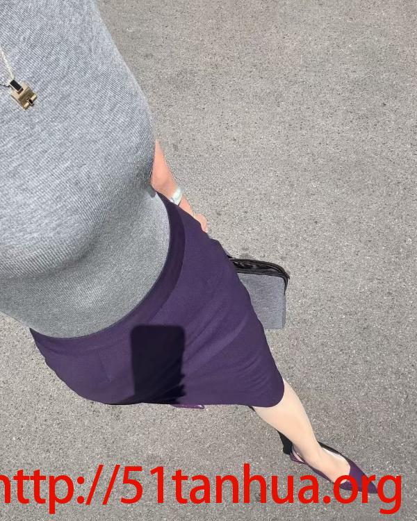 骚气十足的少妇