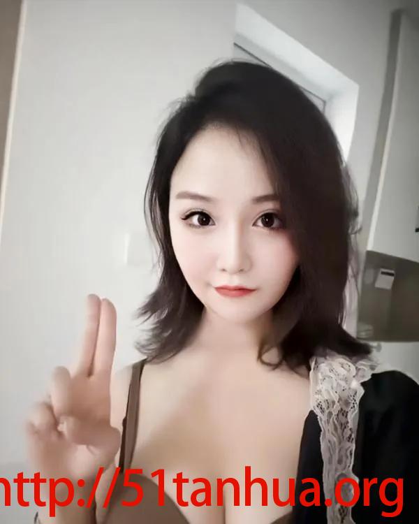 渔网袜制服诱惑