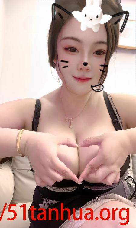 巨乳小坦克泡泡