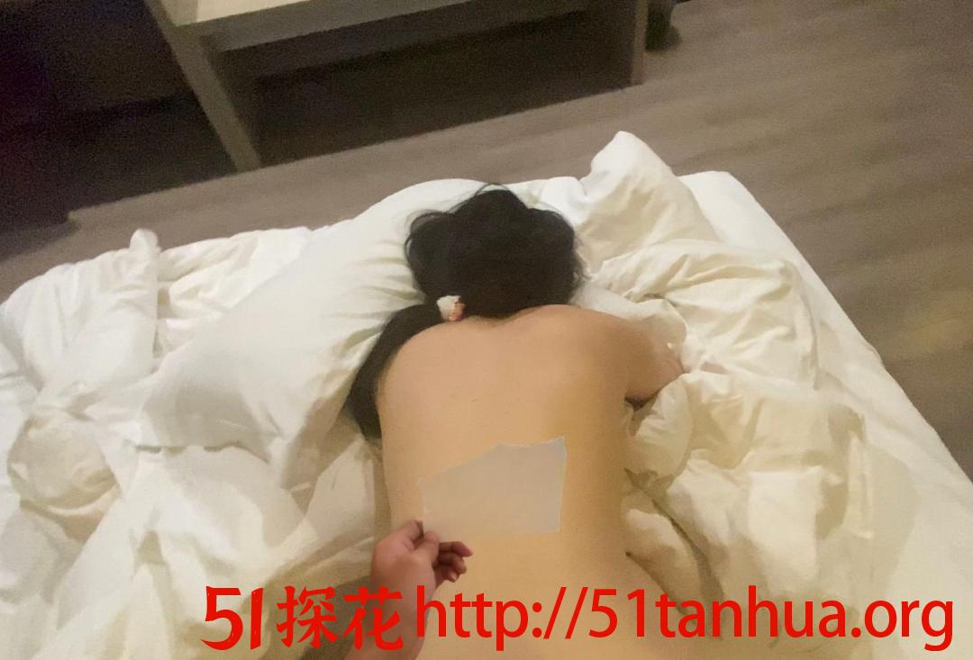 偶遇在校妹子