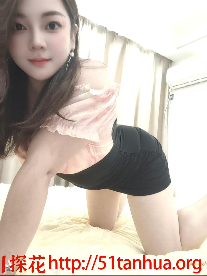 瓯海喜欢后入的翘臀小骚货